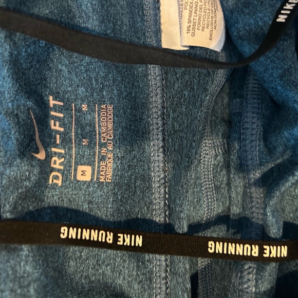 Nike Running Dri-Fit Crop Compression Workout Leggings Size M - Picture 2 of 6